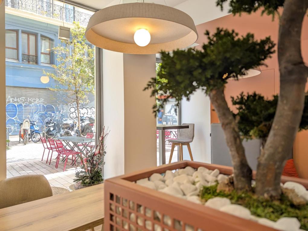 Food and beverages, Hotel Carre Vieux Port in Marseille