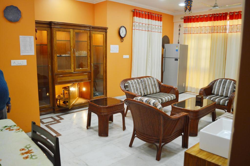 Fully Furnished ISH, Atithya Homestay with various amenities and free services in Lucknow, INDIA, Lakhnaú