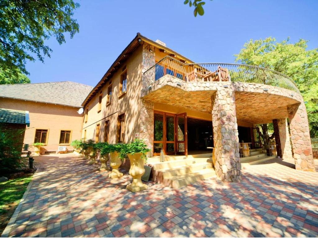 Shelanti Game Reserve, Marken