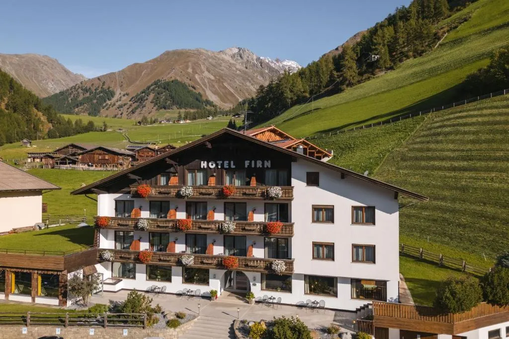 Smart Hotel Firn, hotel in Madonna