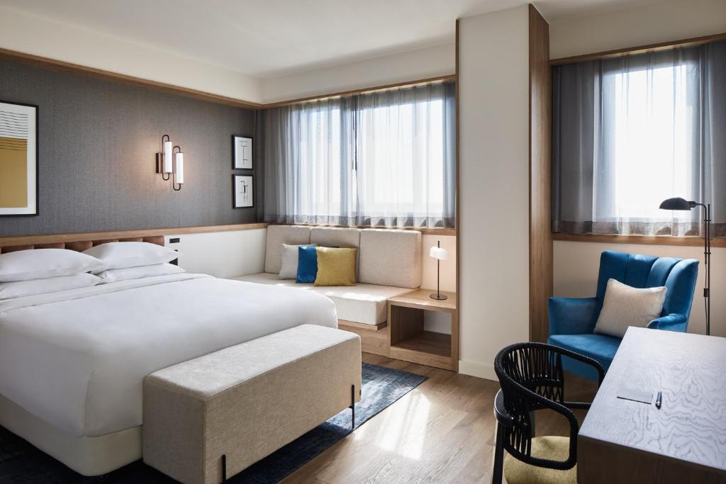 Four Points by Sheraton Barcelona Airport - 1