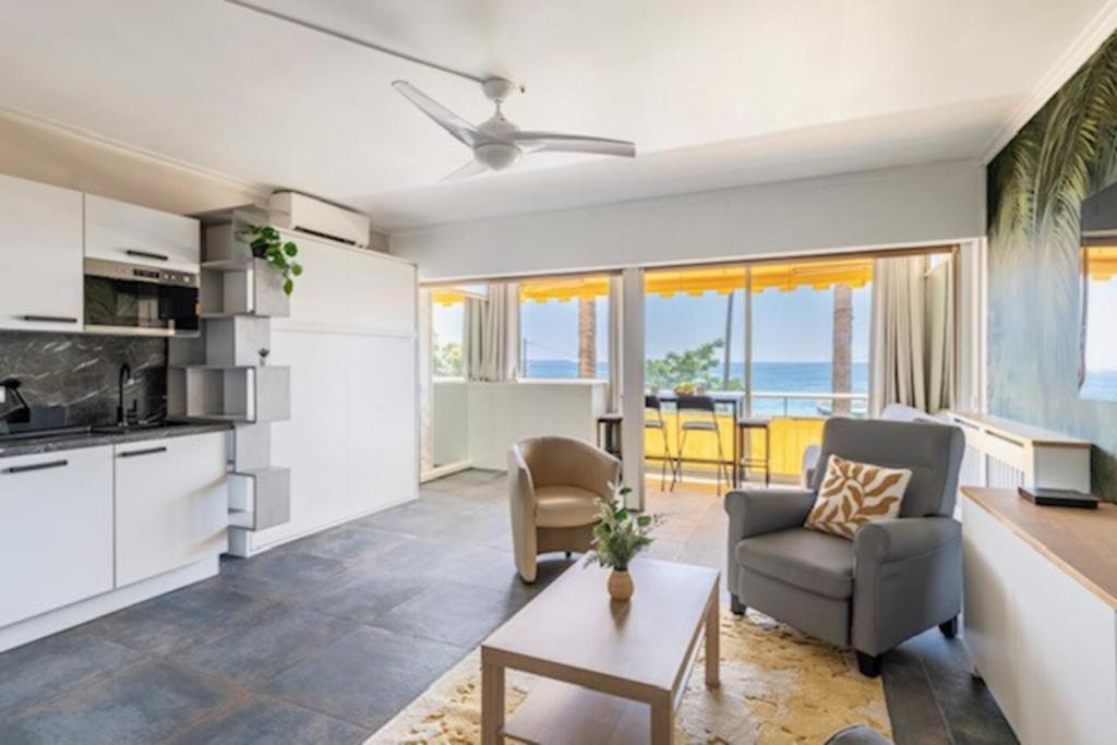 Beach Front Studio - Western Cannes - 3
