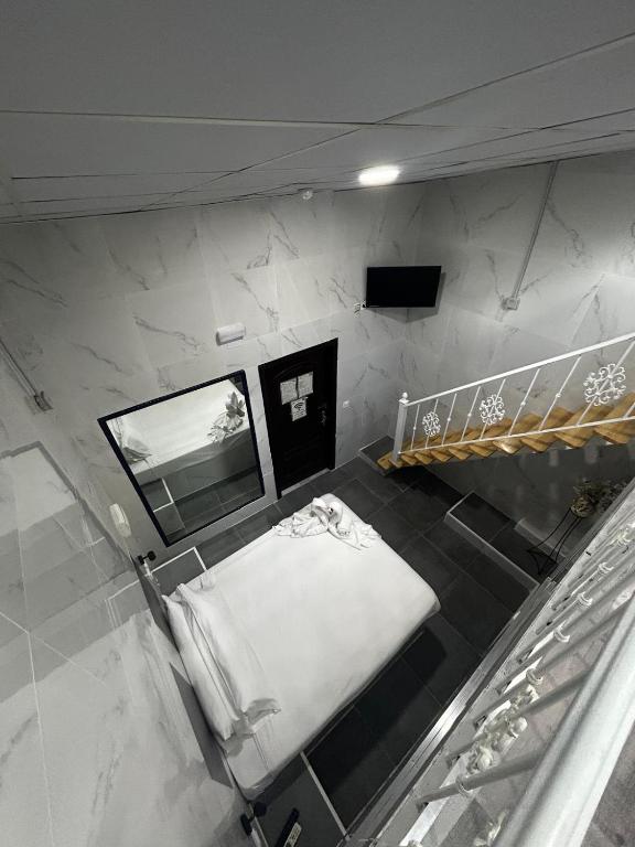 Hostal Avenida Andalucia - Solo Adultos - 2