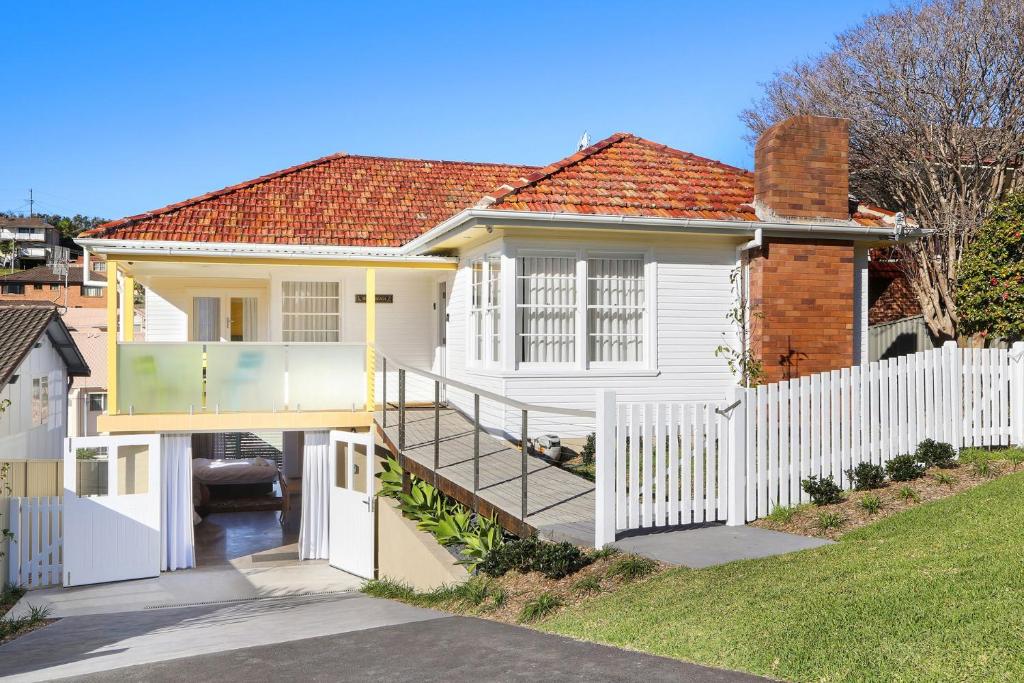 White Beach - Whole Property, Terrigal