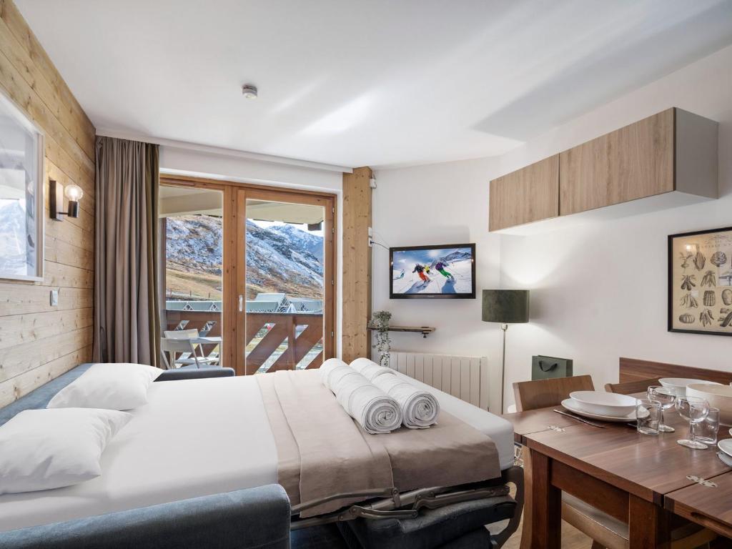 Val Thorens : Appartement moderne 4 pers avec parking et vue sur pistes - FR-1-640-66 - 4