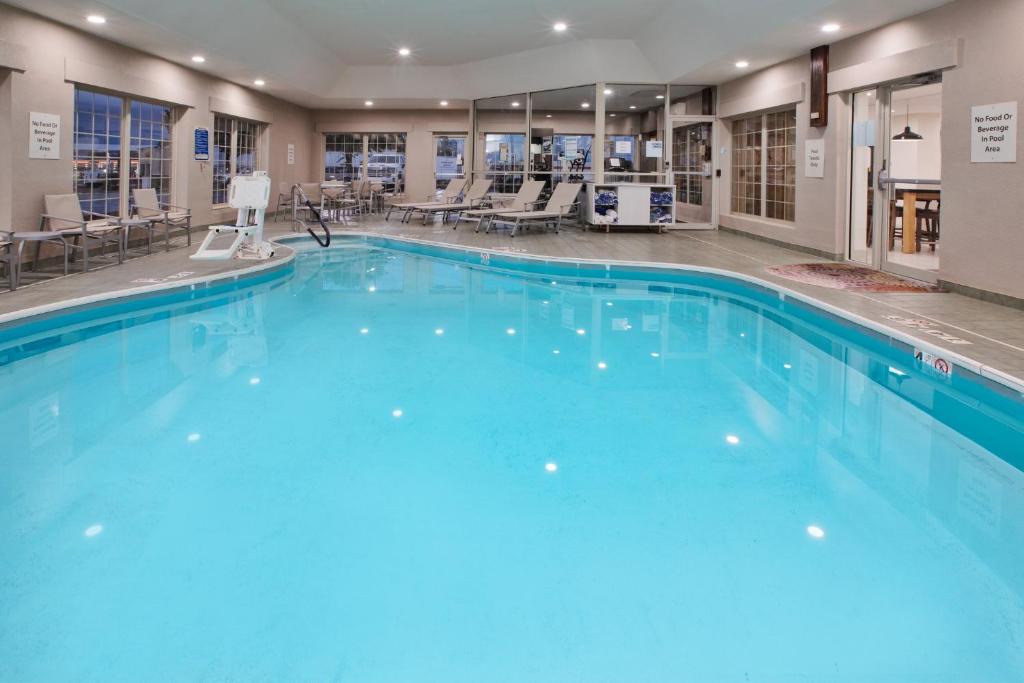 Holiday Inn Express Hotel & Suites Sunbury-Columbus Area By IHG 호텔 이미지 1