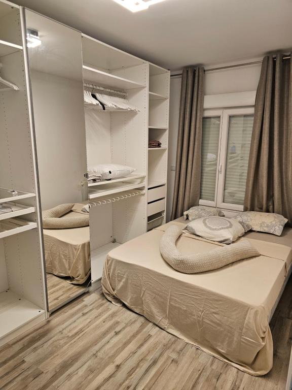 Emmanuel INN 1, Drancy