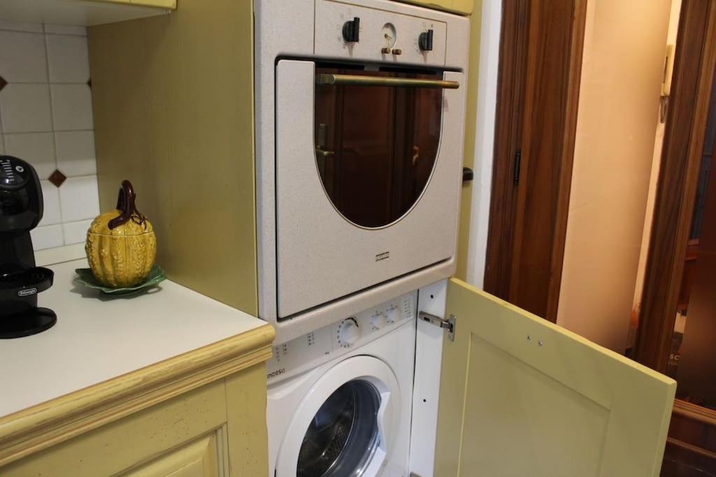 Casa My Home Genova - 14 minuti dal Centro - 5 minuti a piedi dal Gaslini - 3