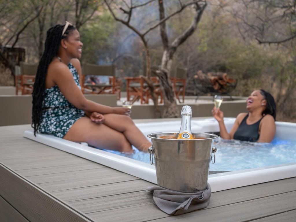 Hot tub