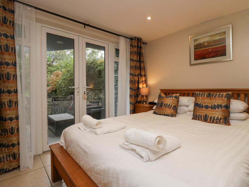 Blue Hill House photo 2