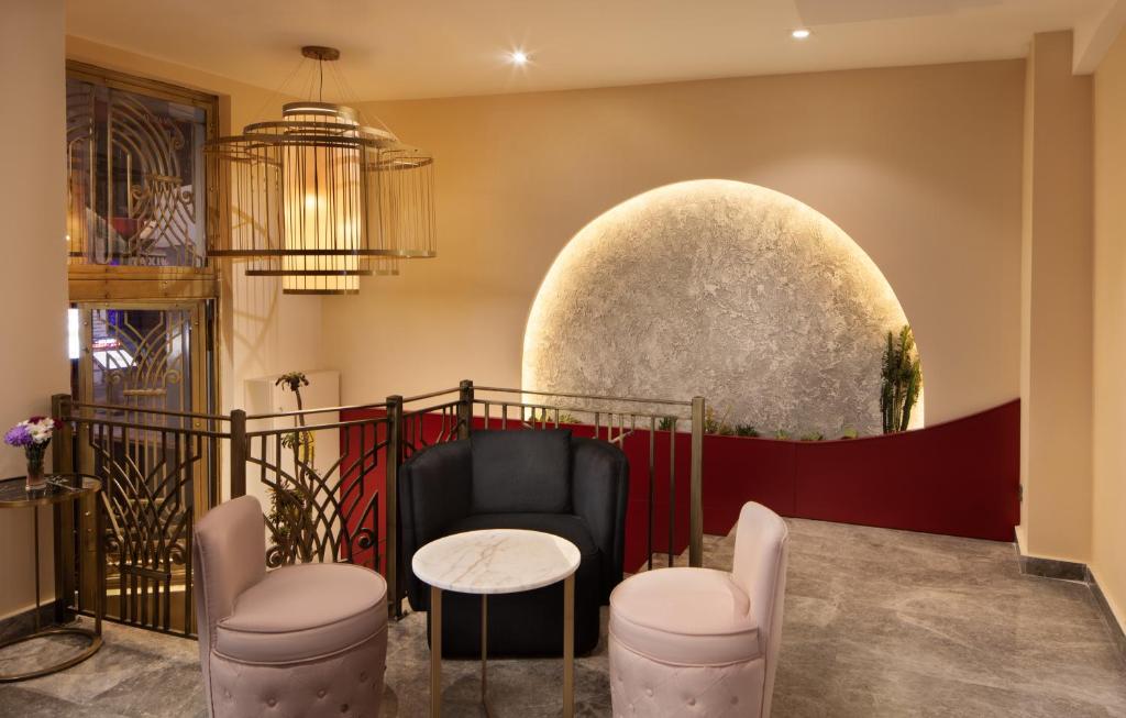 Ess Hotel — Restaurant & bars in Istanbul, Istanbul