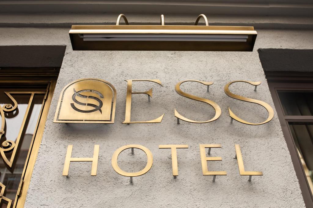 Ess Hotel — Hotel building in Istanbul, Istanbul