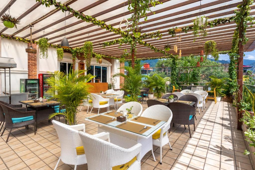 Dream International Hotel