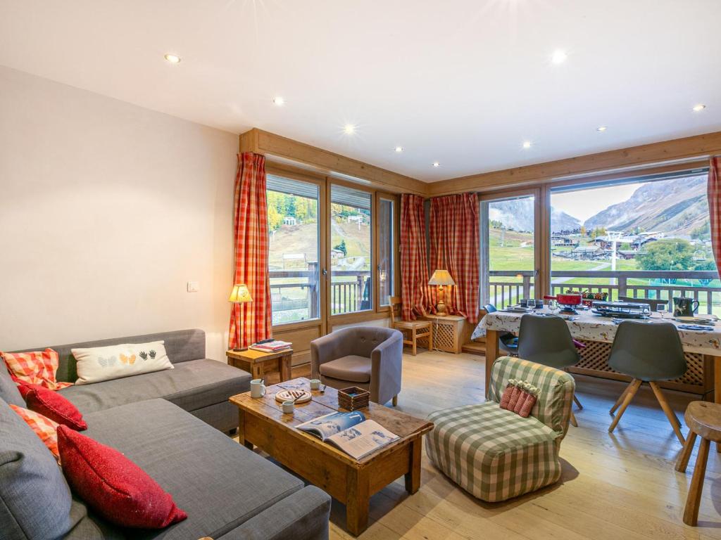 Appartement moderne rénové face aux pistes avec équipements complets - FR-1-694-215 - 1
