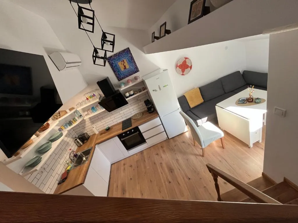 stylish three bed condo，位于维丁的酒店