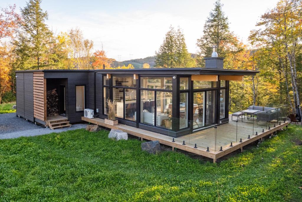 Maison Ensoleillée Mont-Tremblant, La Conception