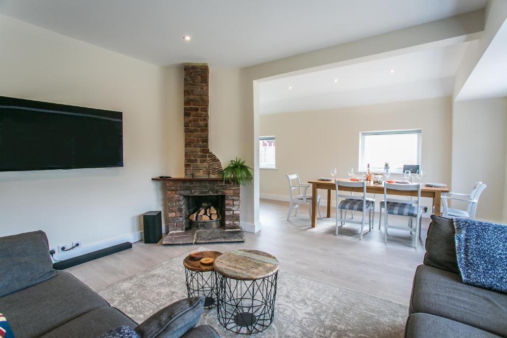 Woolamai - East Wittering, Chichester