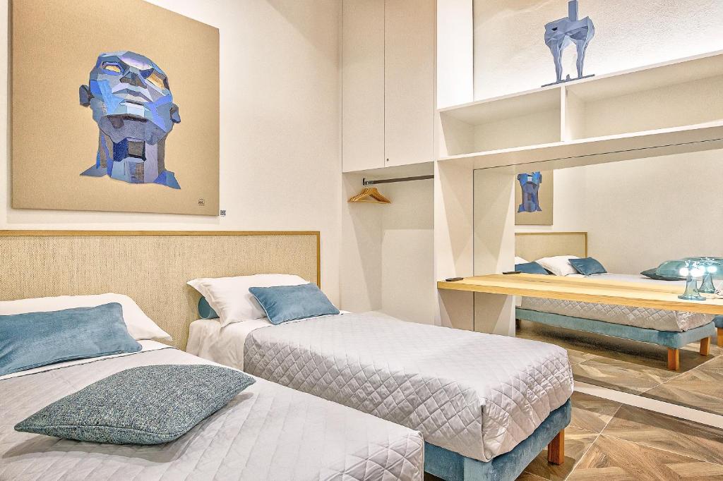 Modern Art Suite in Florence - 2