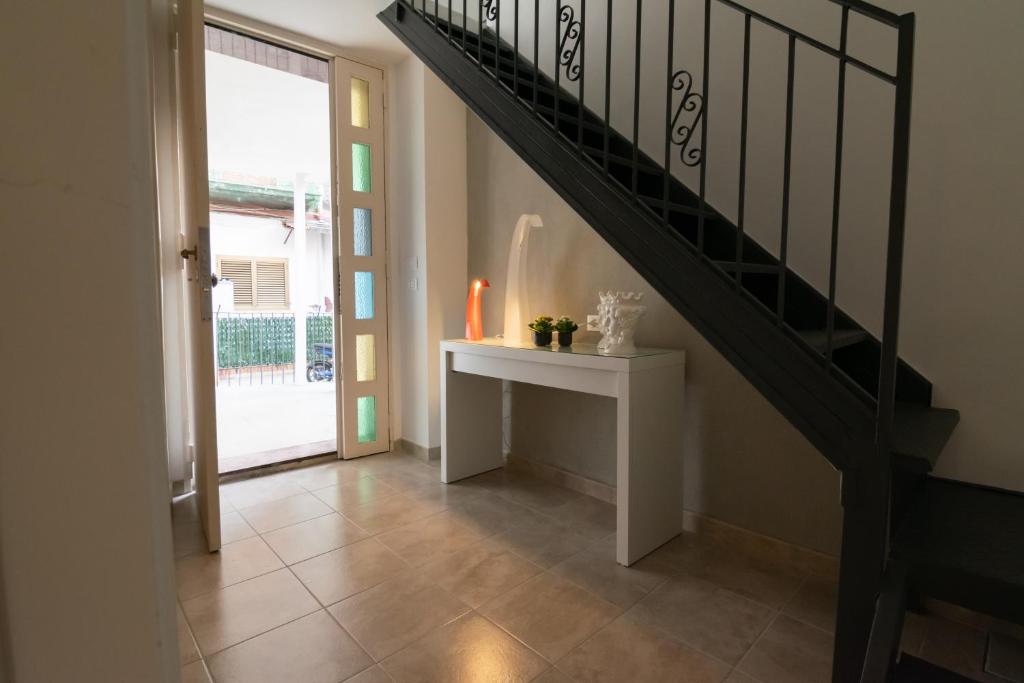 R-Home Exclusive Rooms - 2