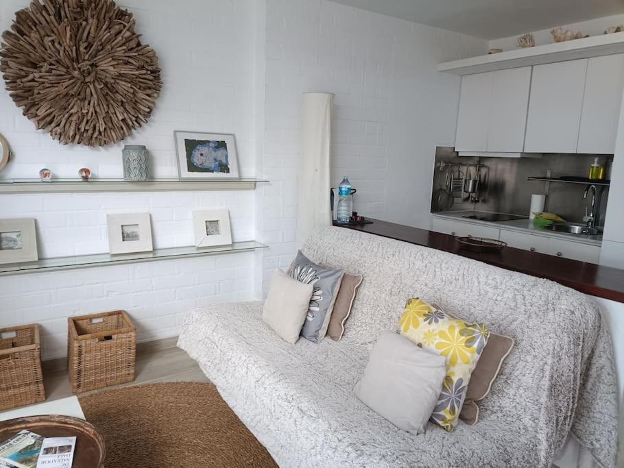 Precioso Apartamento con Hermosas Vistas al Mar - 2