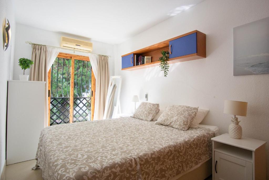 Little Lola, Carabeo Nerja - 3