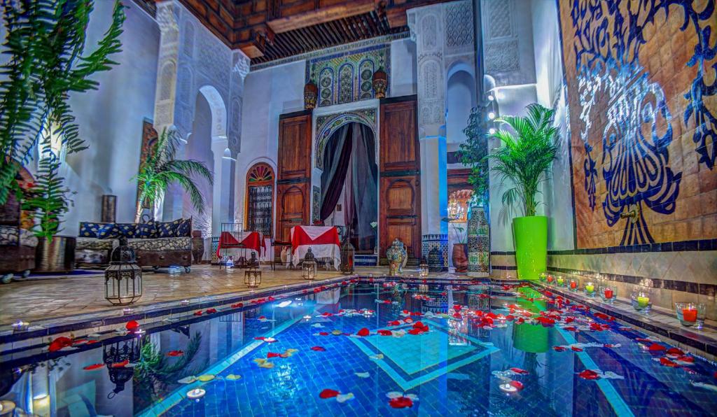 Riad Almaz — Hotel in Fes