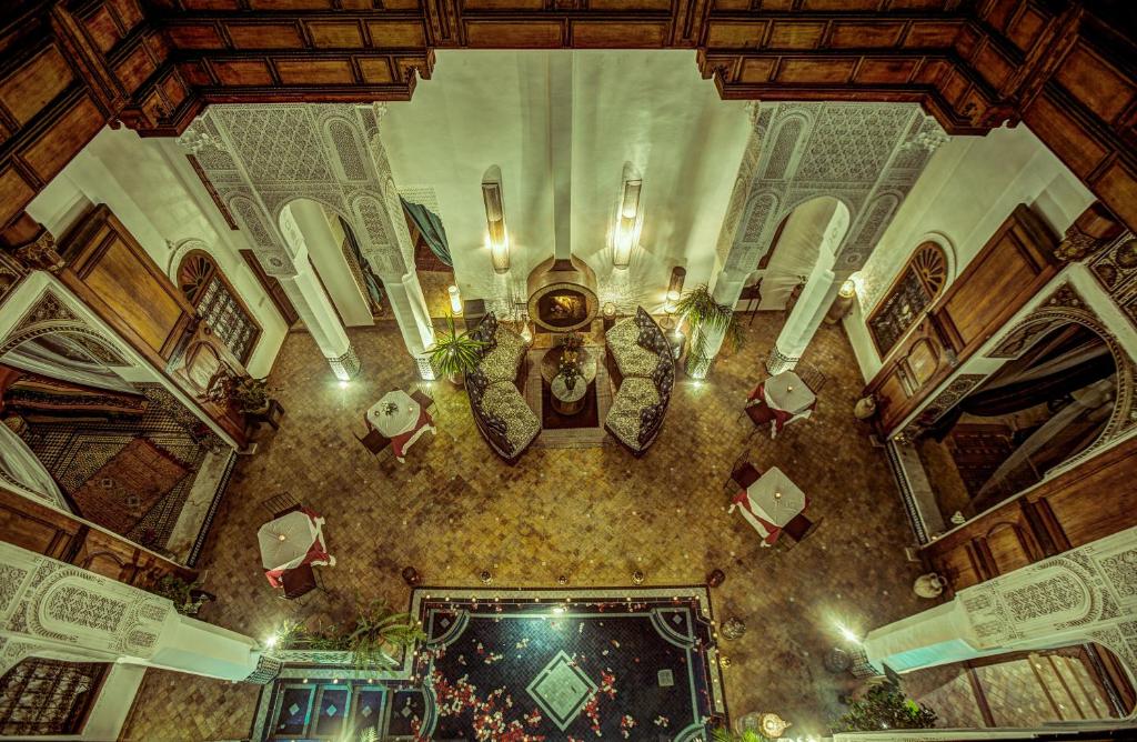 Riad Almaz photo