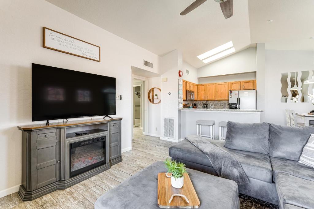 Walk to Rotary Park Lake Havasu City Condo, Lake Havasu City