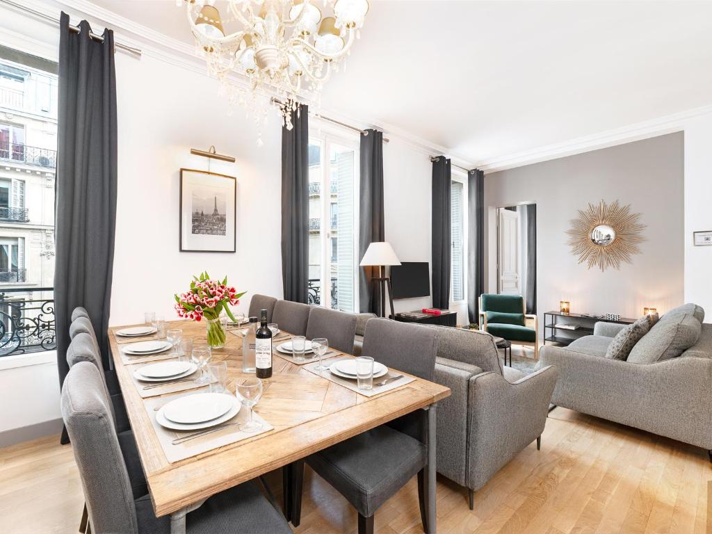 LivinParis - Luxury 3 Bedrooms Le Louvre I - 3