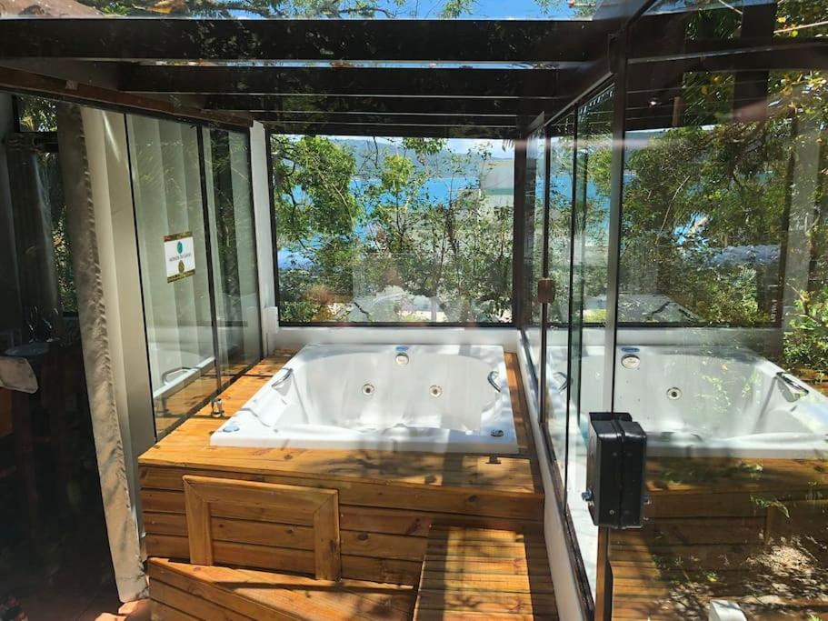 Chalé 9 com Jacuzzi na Morada do Ganso, Bombinhas