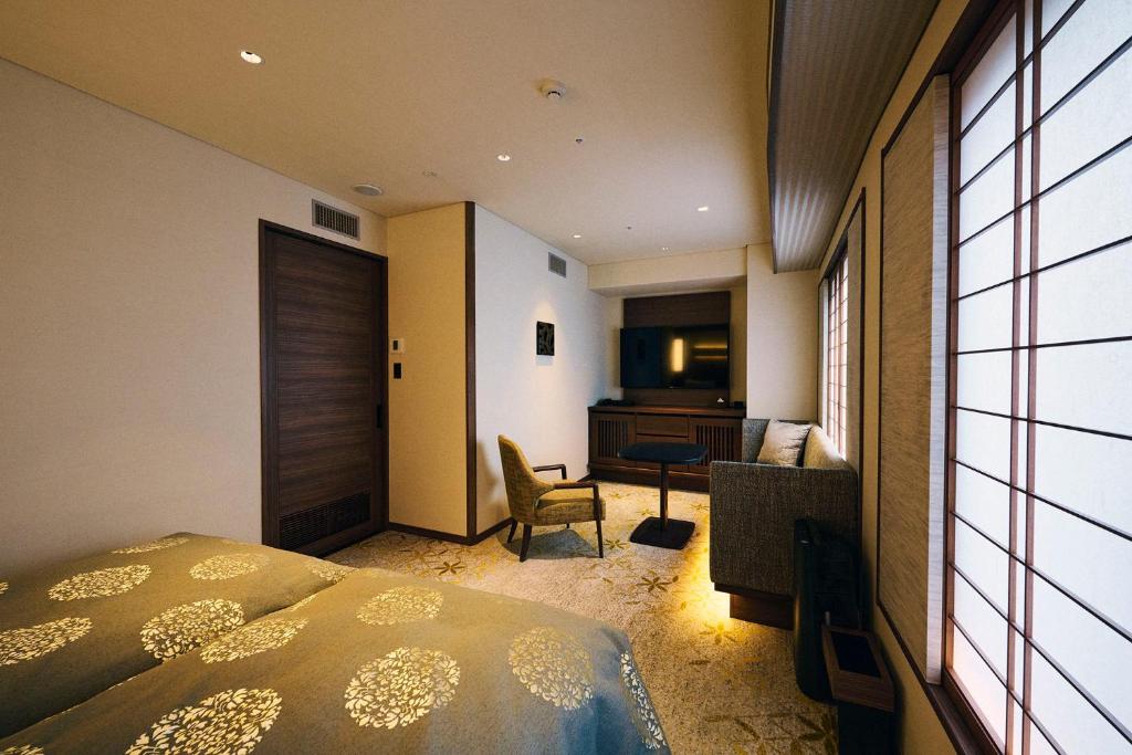 Hotel Room 2