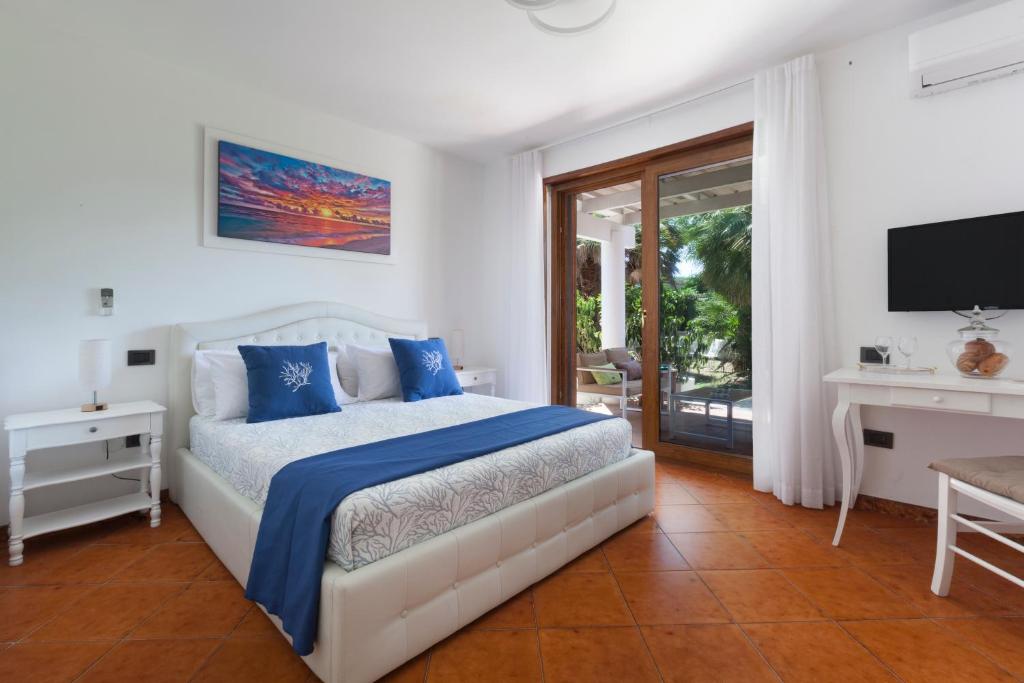 Camera Spaziosa in Villa con Terrazzino Privato - 1