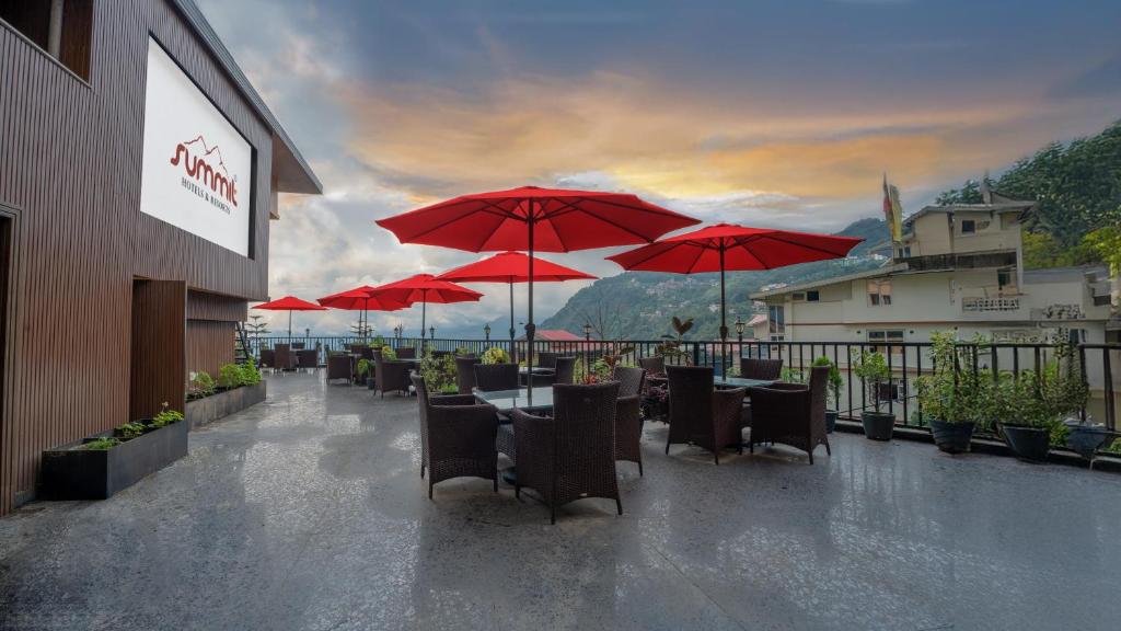 Summit Grand Resort & Spa, Gangtok, India - Photos, Room Rates & Promotions