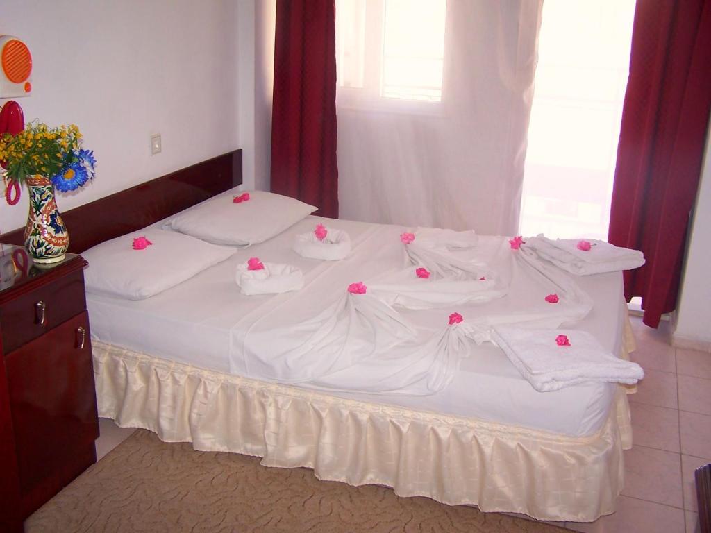 Villa Fortin Pension — Hotel rooms in Kuşadası, Aydin