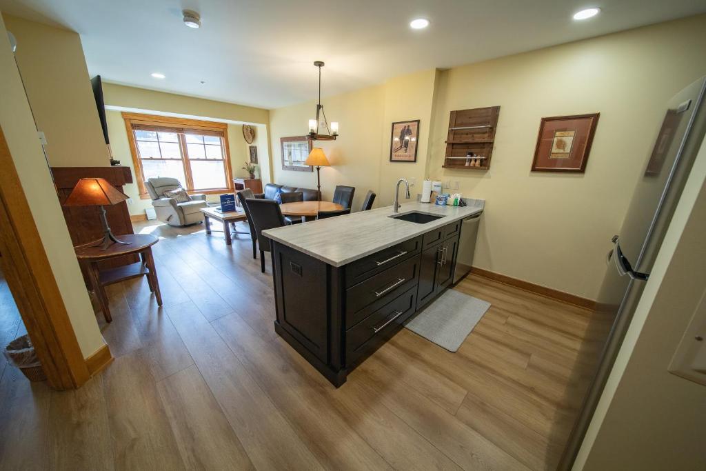 Springs 8902 by SummitCove Lodging, Keystone