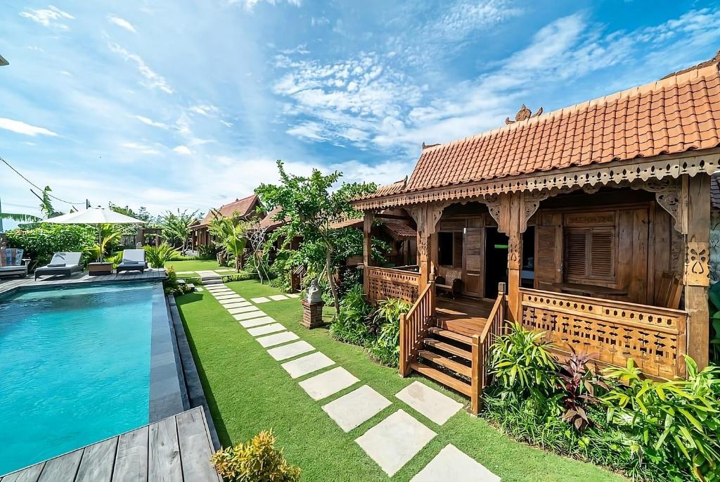 Lima Beach Inn, Munggu