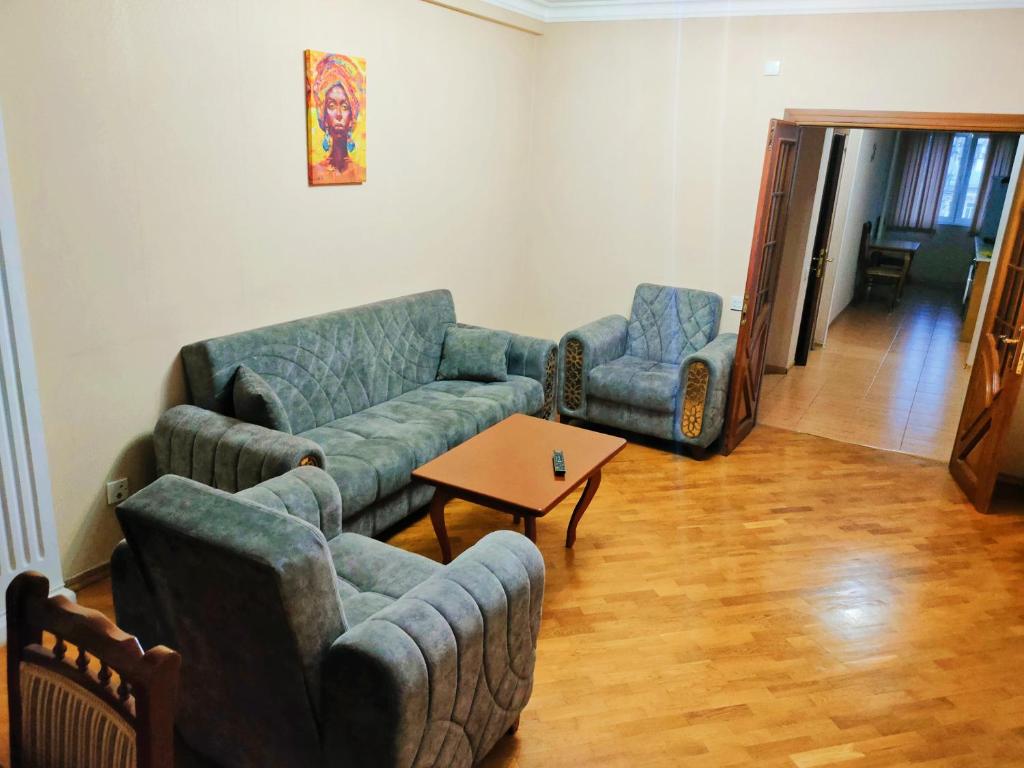 Daily rental apartment, 28 may, Baku
