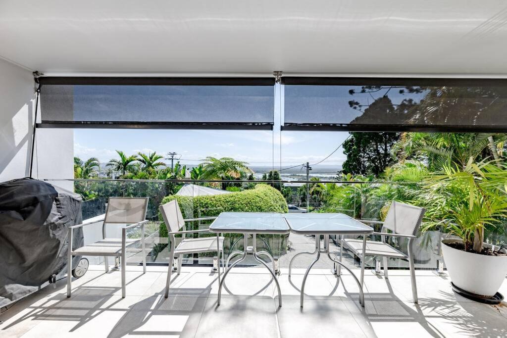 Stunning Sea Vue - Blue Views over Laguna Bay, Noosa Heads