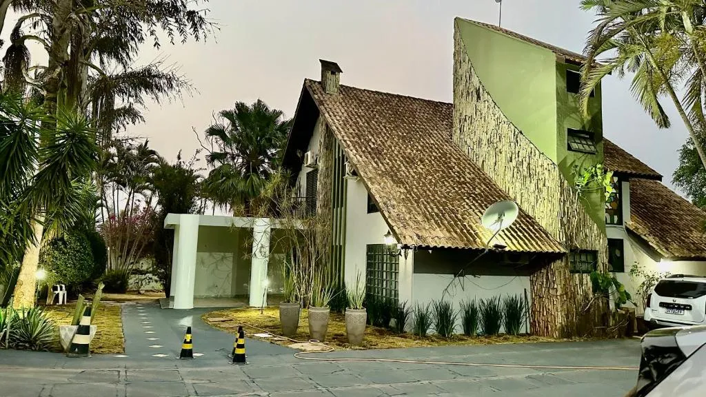 Pousada Villaggio，位于沙帕达-杜斯吉马朗伊斯的酒店
