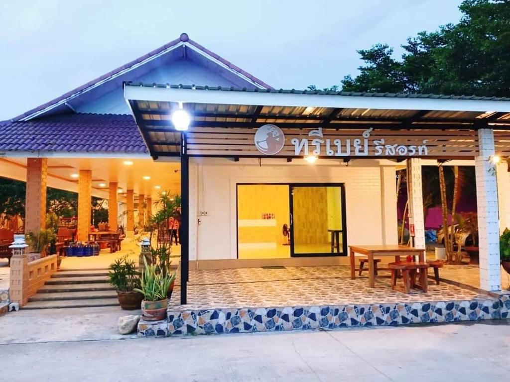 Exterior view, Three Bays Resort in Prachuap Khiri Khan