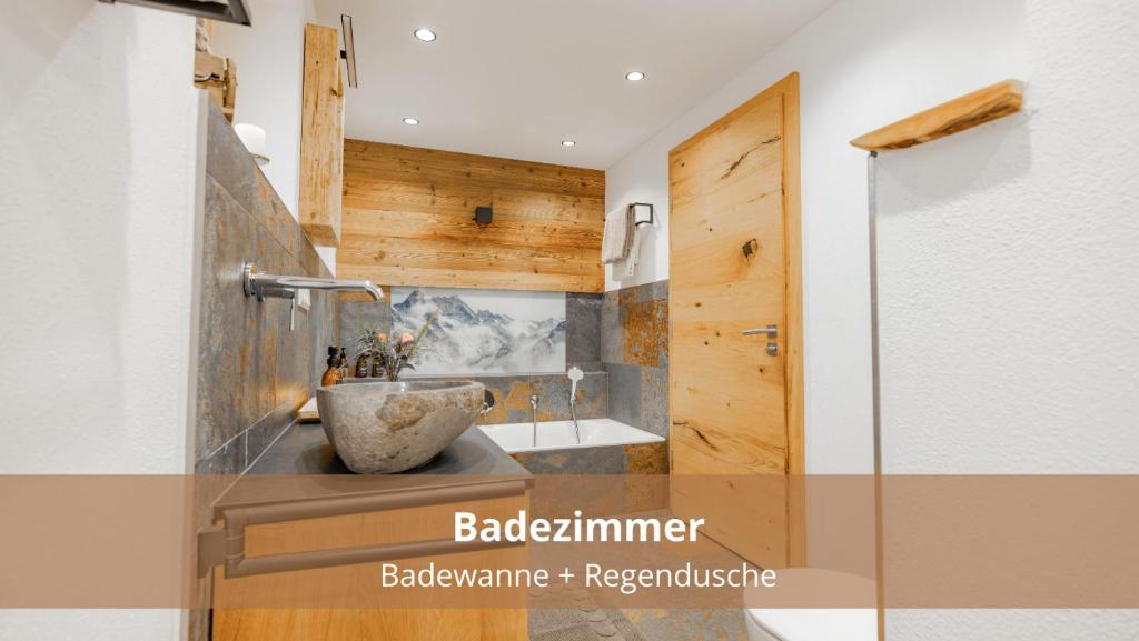 Chalet WaldHäusl luxuriöse Ferienwohnungen mit Sauna & Whirlpool, Kamin, Balkon oder Terrasse mit Bergblick - 5