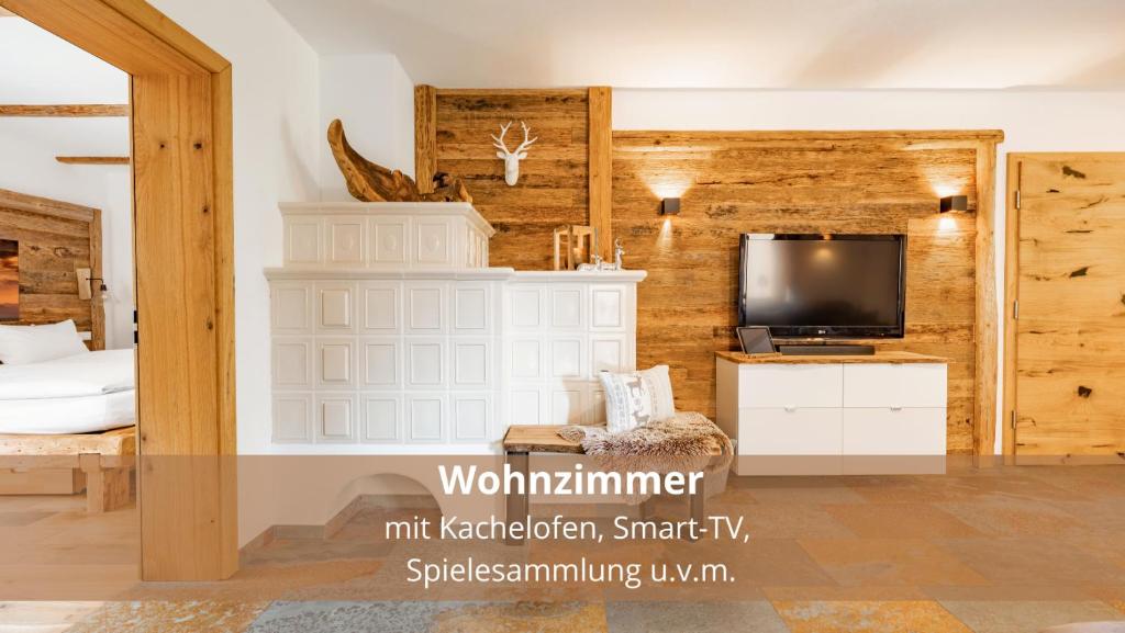 Chalet WaldHäusl luxuriöse Ferienwohnungen mit Sauna & Whirlpool, Kamin, Balkon oder Terrasse mit Bergblick - 3