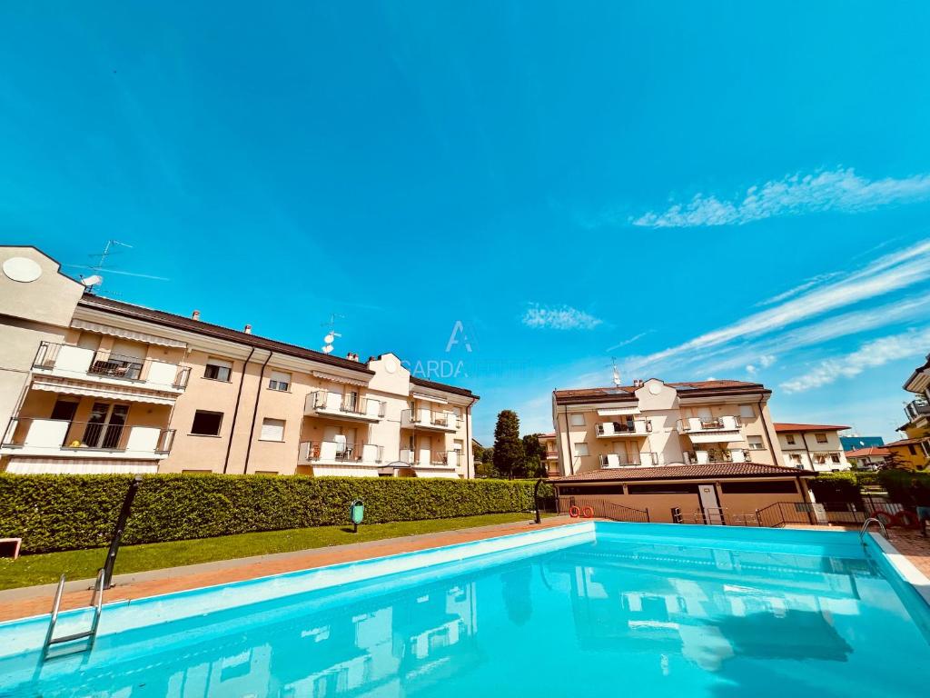 Little Italy Apt- piscina e relax al Lago di Garda - 1
