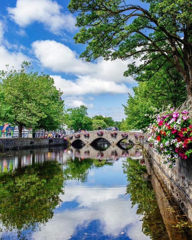 The Greenmount, Westport