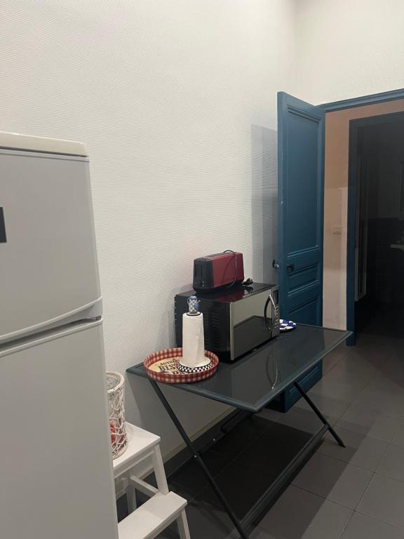 Spacieux appartement T4 avec cours privée - 2