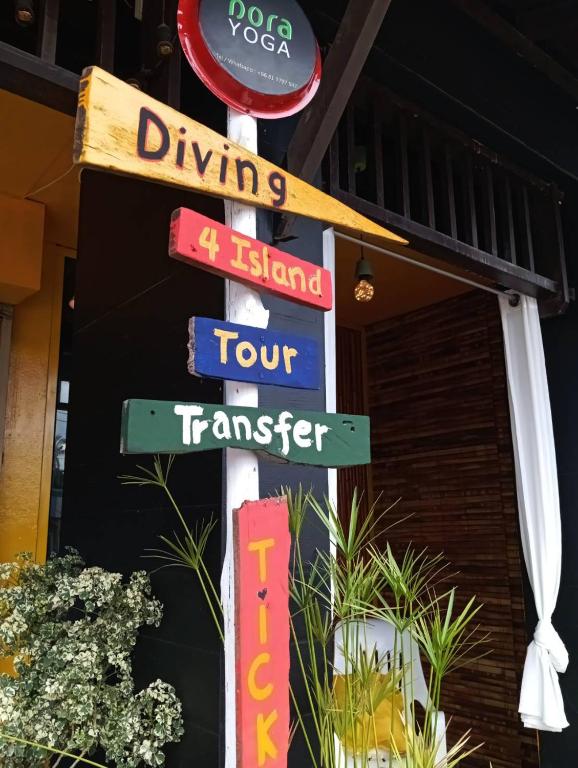 Non La Mer Hostel