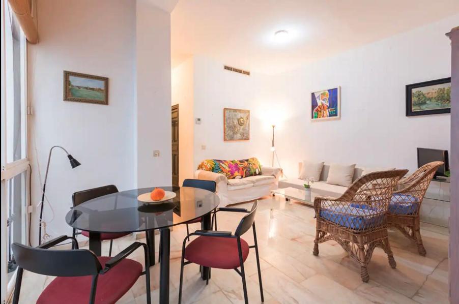 Pavia Central Suite by Valcambre, Sevilla