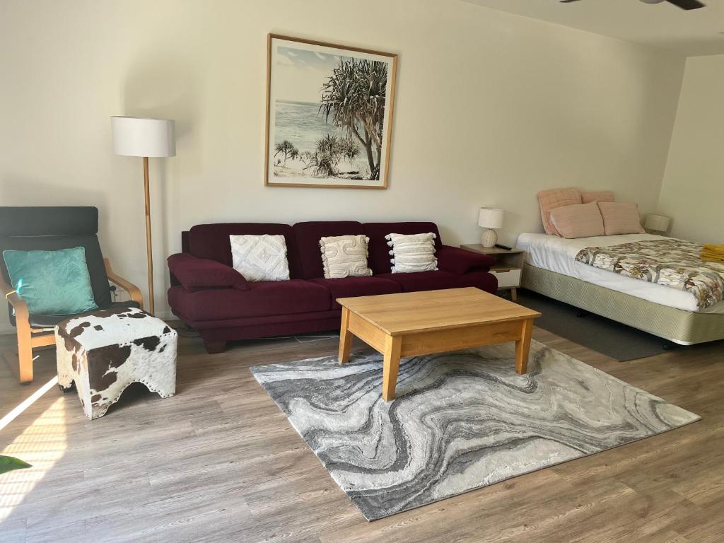 Ralf's Coastal Shack, Marlo