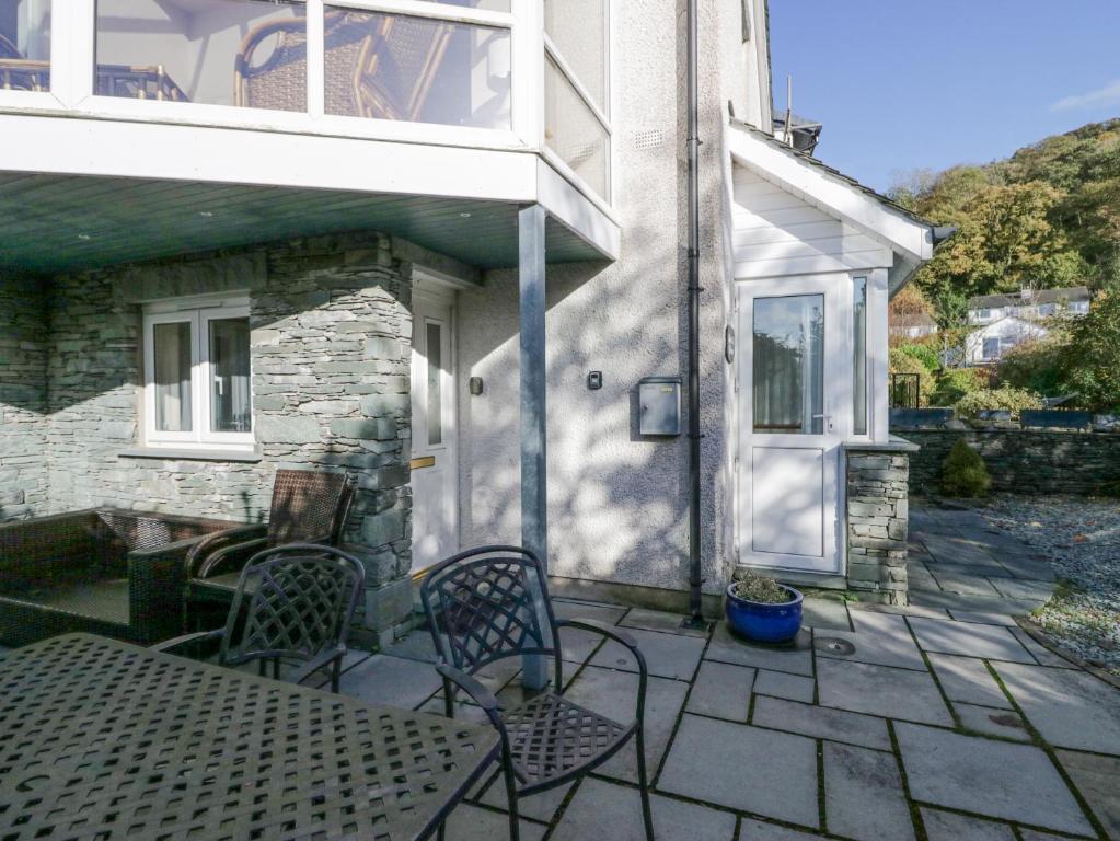 Blue Hill House photo 6