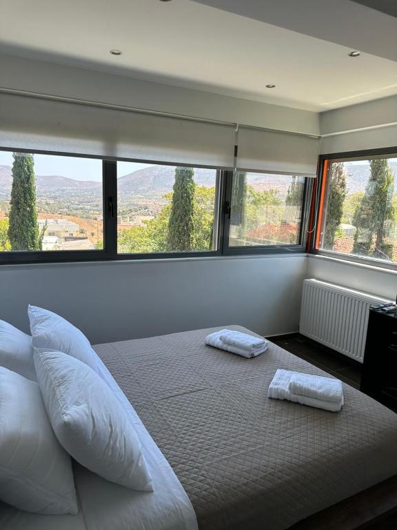 Elysian apartment II, Markopoulon